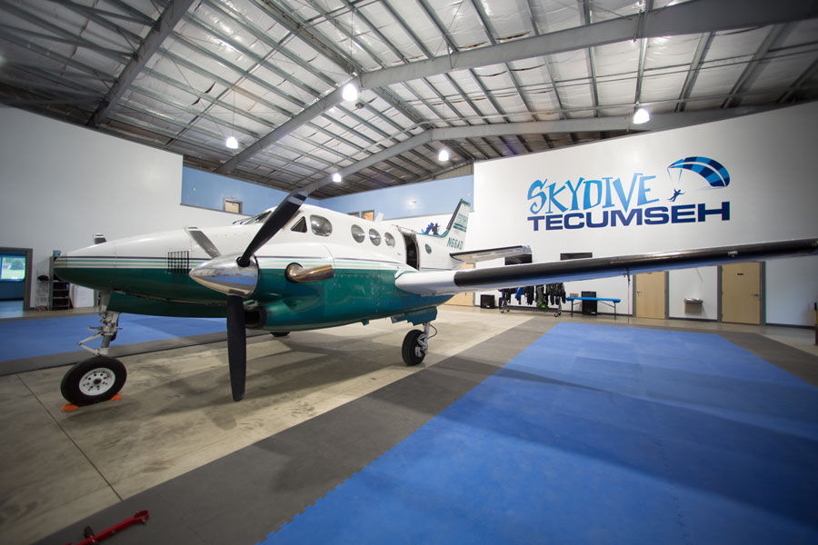 Skydive Tecumseh hanger