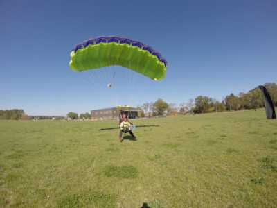 skydive landing