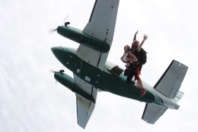 eating before skydiving